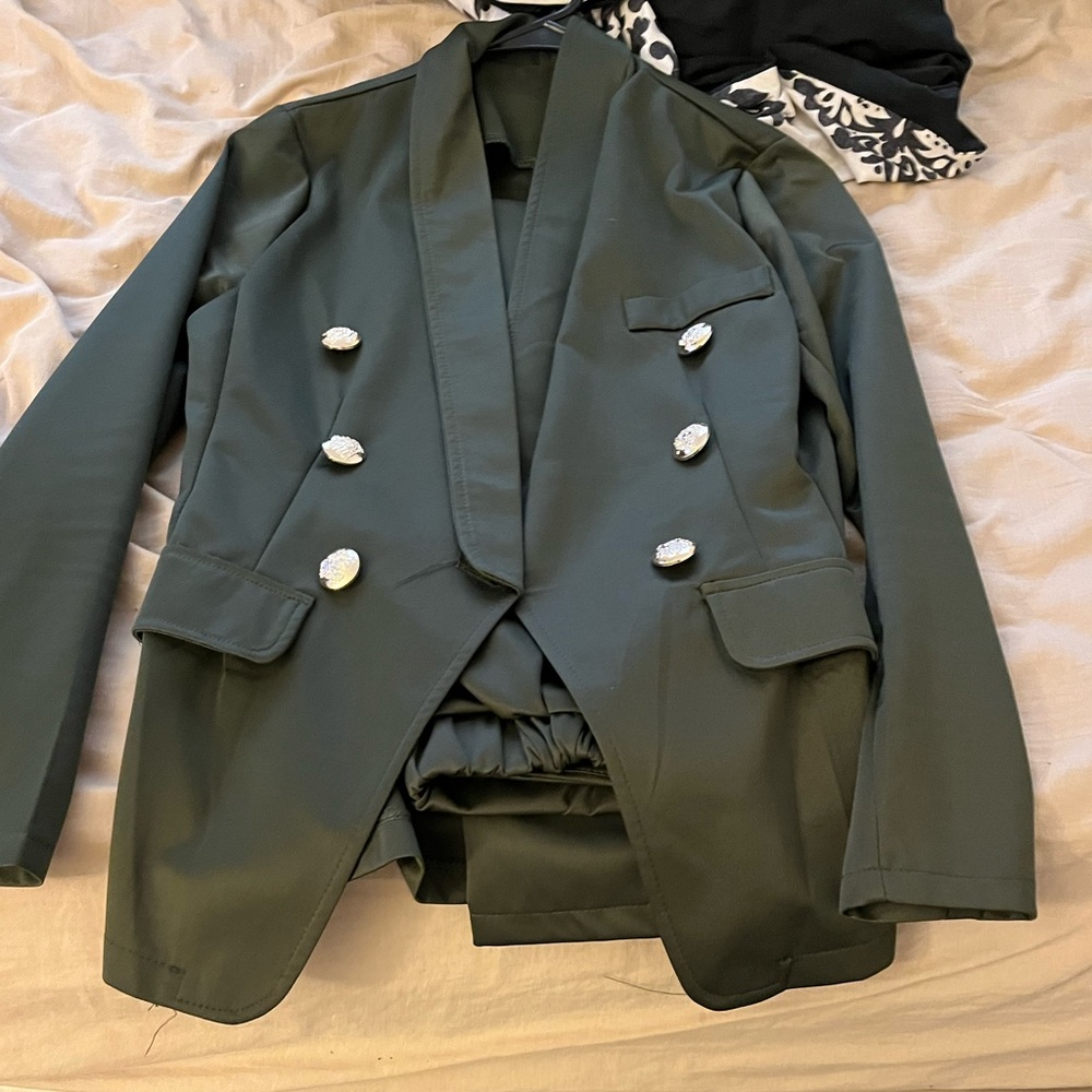 Women’s Green 2 Pc Business Suit